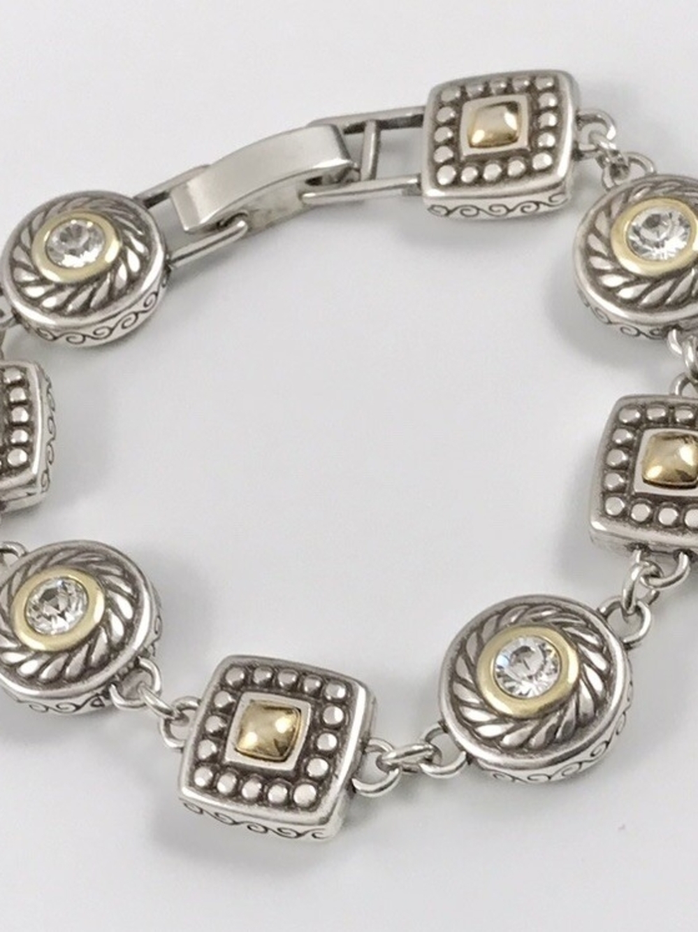 Brighton Heiress Crystal Link